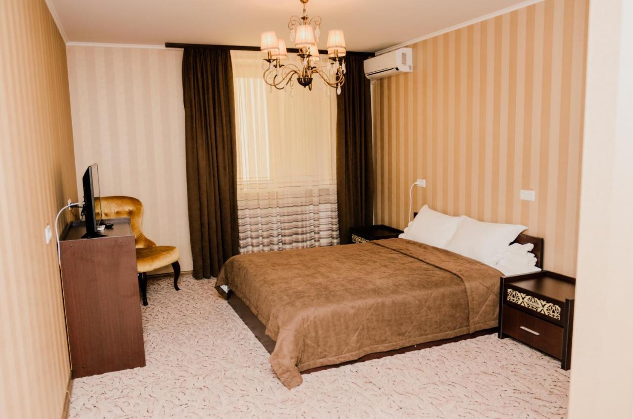 Port Royal Hotel Tulchyn Eksteriør billede