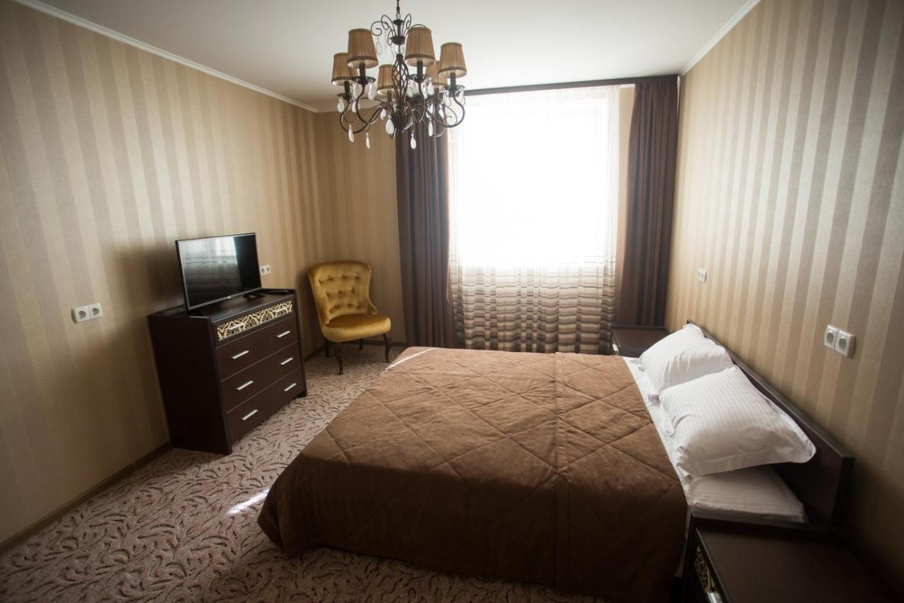 Port Royal Hotel Tulchyn Eksteriør billede